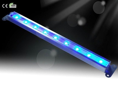 LED3528硬燈條 高亮防水，專業(yè)照明解決方案